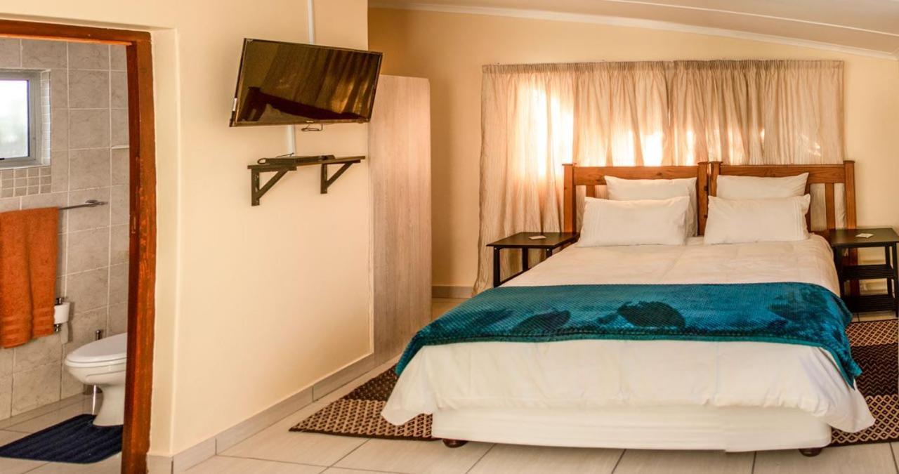 15 @ Porter Guesthouse Порт-Шепстон Екстер'єр фото